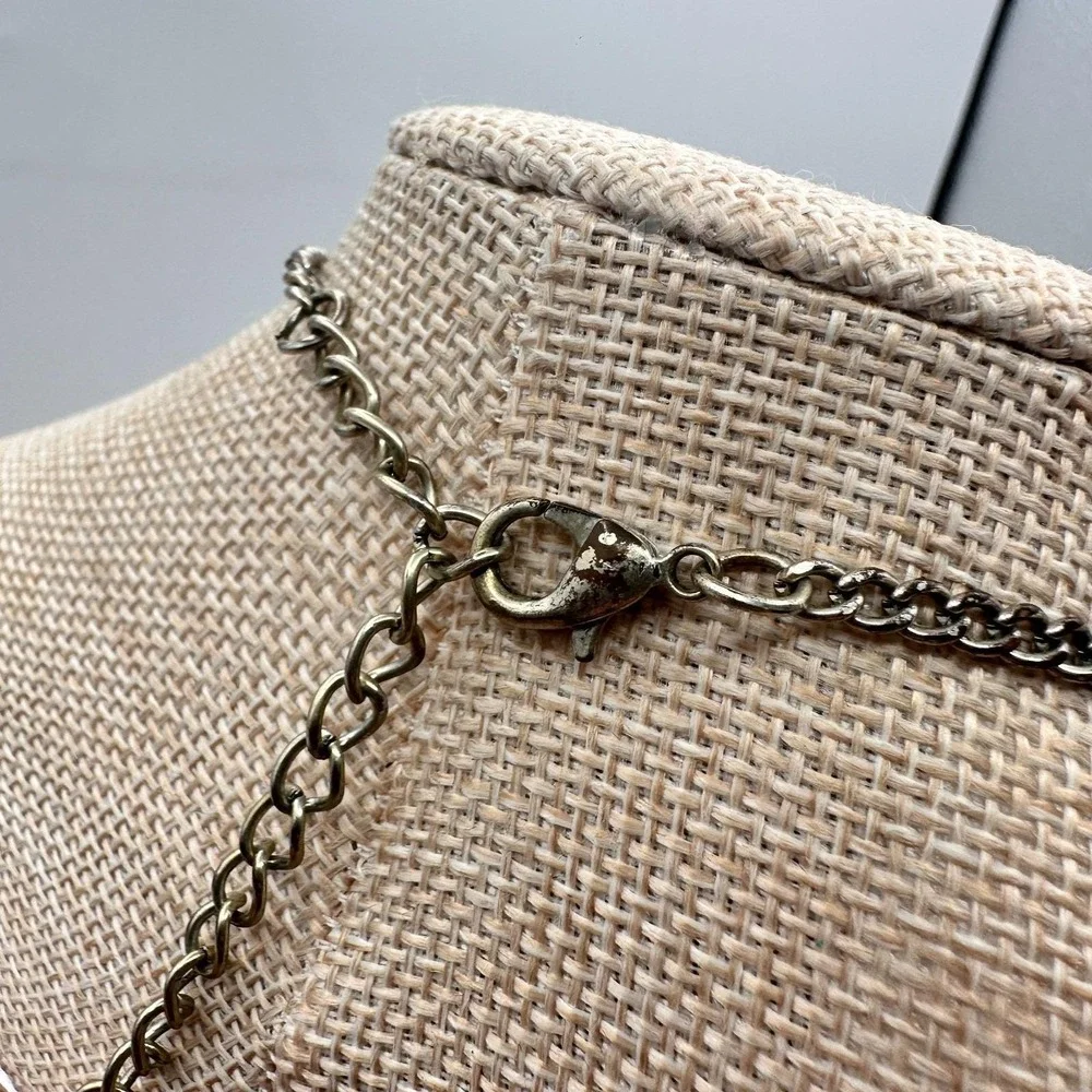 Vintage‎ 80s Boho Tribal Necklace Silver Tone White Stone Coin Dangle